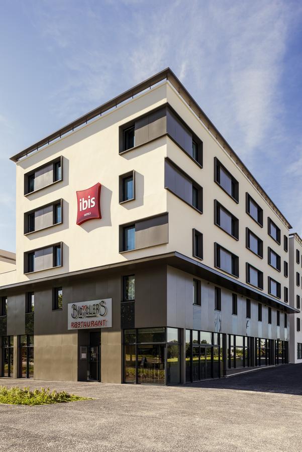Hotel Ibis Saint Quentin En Yvelines - Velodrome Montigny-le-Bretonneux Exterior foto